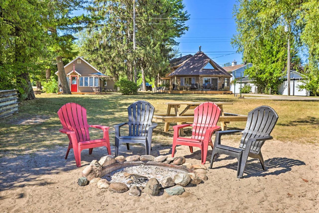 Quaint Studio With Shared Beach Walk To Suttons Bay Buitenkant foto